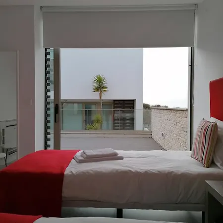 Silver Coast Heights G Villa *